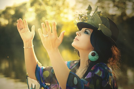 3 Signs Your Spirit Guides Are Speaking To You In Your Dreams